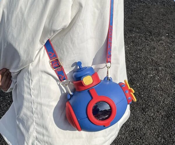 submarine shaped water bottle