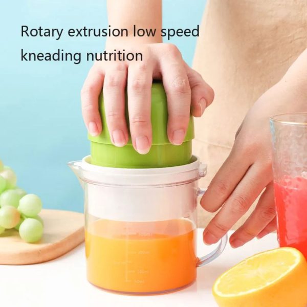 Manual Citrus Juicer and Lemon Squeezer with Built-in Reamer & Measuring Cup