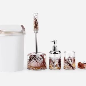 Luxurious bathroom set