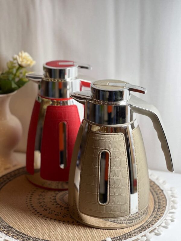 Luxurious Arabic-Style Vacuum Insulated Flask (Dallah / Kahwa)