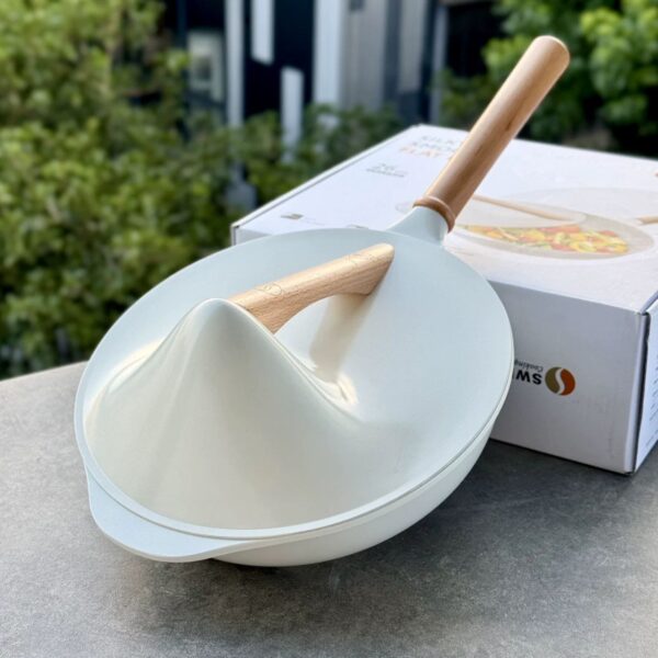 Non-Stick Wok Pan with Wooden Handle