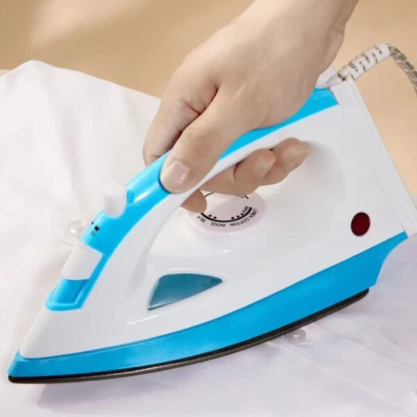 Professional 1200W Steam Iron