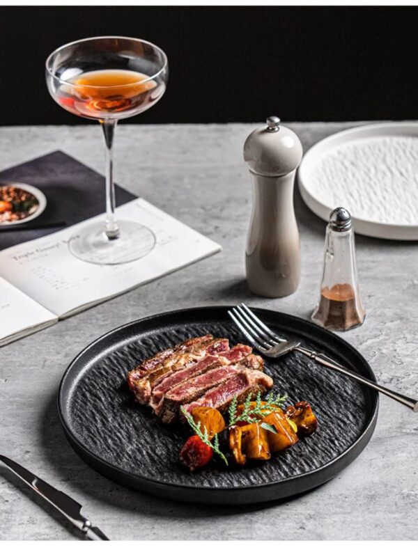 Artisan Hearth™ 2-Piece Ceramic Plate Set