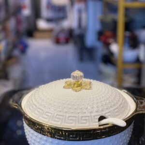 2.5L Luxurious Ceramic Soup Pot with Gold Accents
