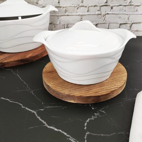 2.5L Luxurious Ceramic Soup Pot with Gold Accents